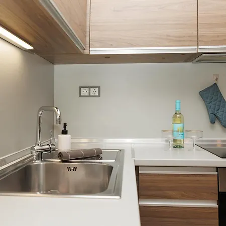 к's Living With Free Parking Apartment