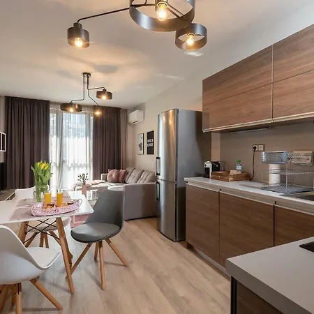 Apartment к's Living With Free Parking Plowdiw