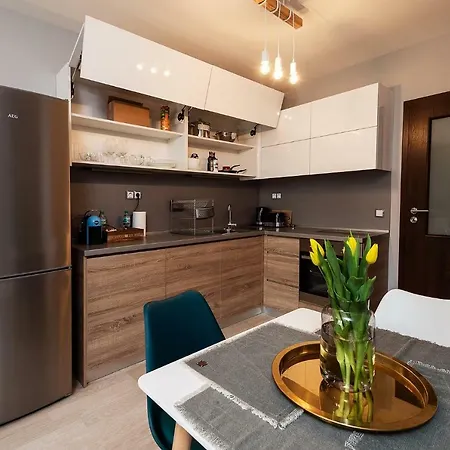 Apartment к's Living With Free Parking *